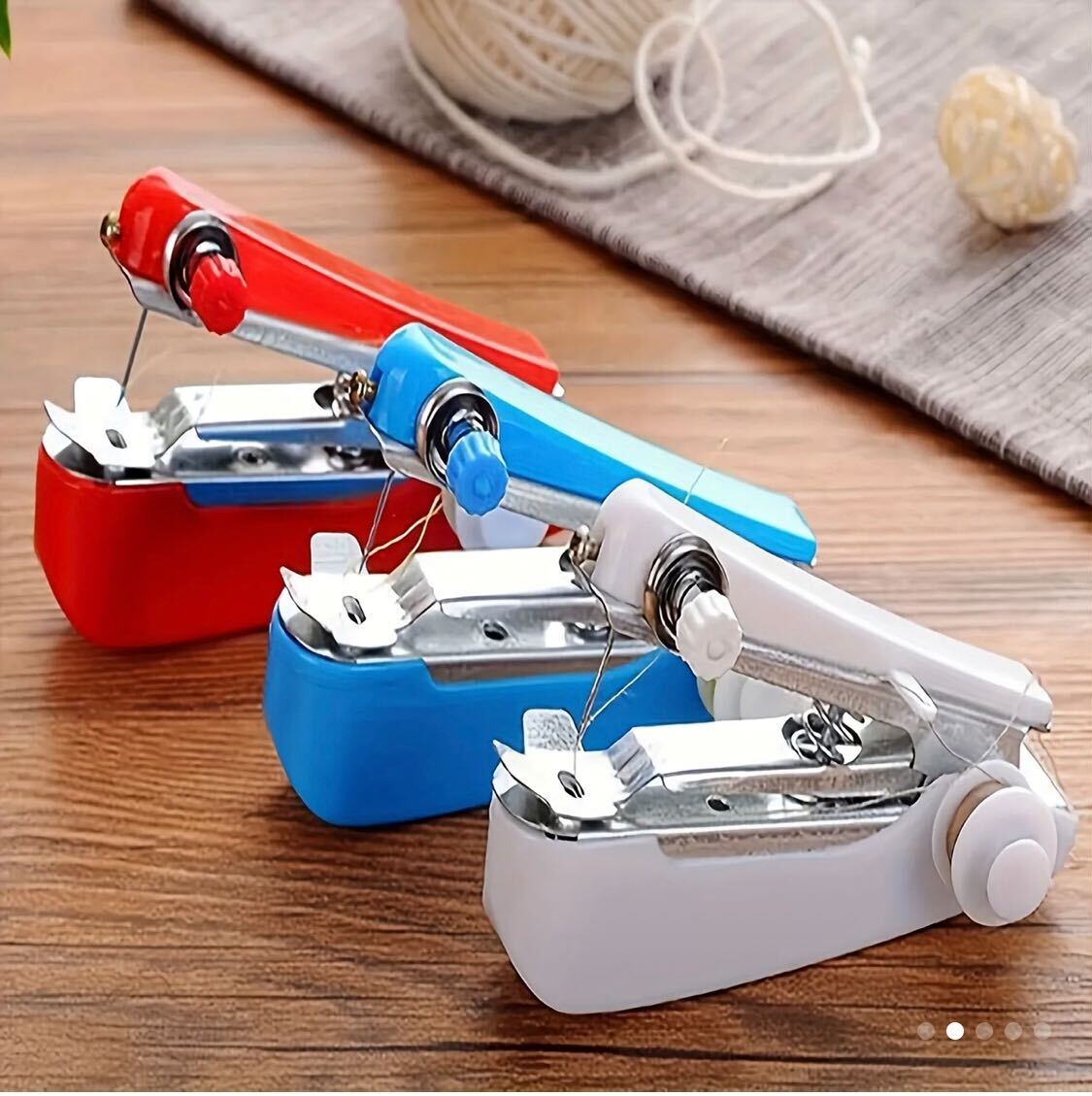 2 pieces Random Colour portable handheld sewing machine - compact and easy-to-use mini manual tool with adjustable tension knob, available in blue, red, white, pink - perfect for quick repairs and outdoor adventures.