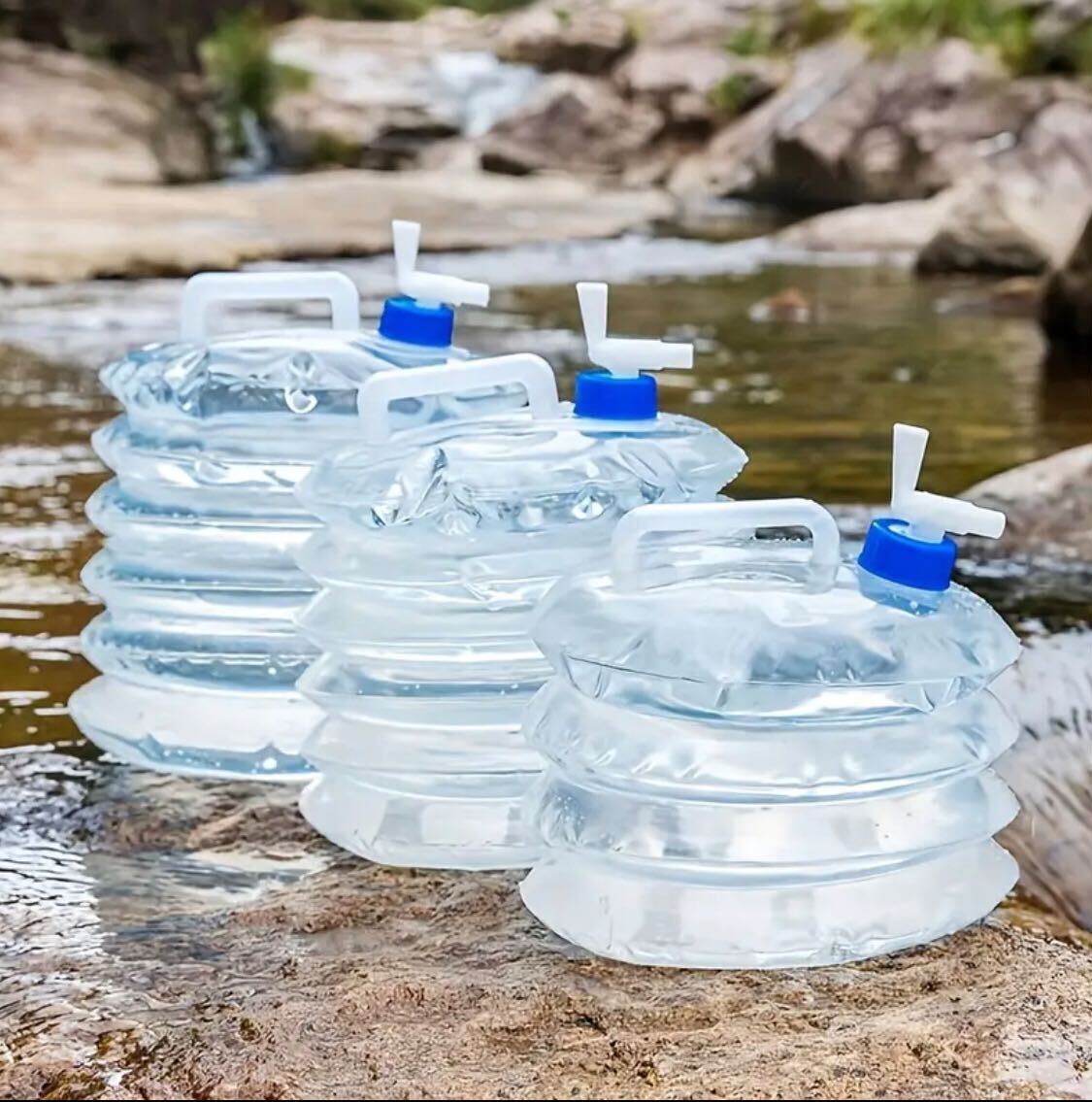 2 pieces 10 Ltr. High Quality Extra-large capacity portable folding water bucket, camping and hiking collapsible hydration bladder, outdoor foldable water container, multi-functional retractable drinking bottle.